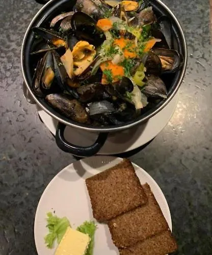 여관 Glessener Braustube 베르그하임